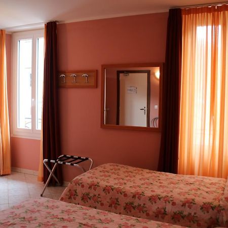 Hotel Lutetia Lourdes Exterior foto